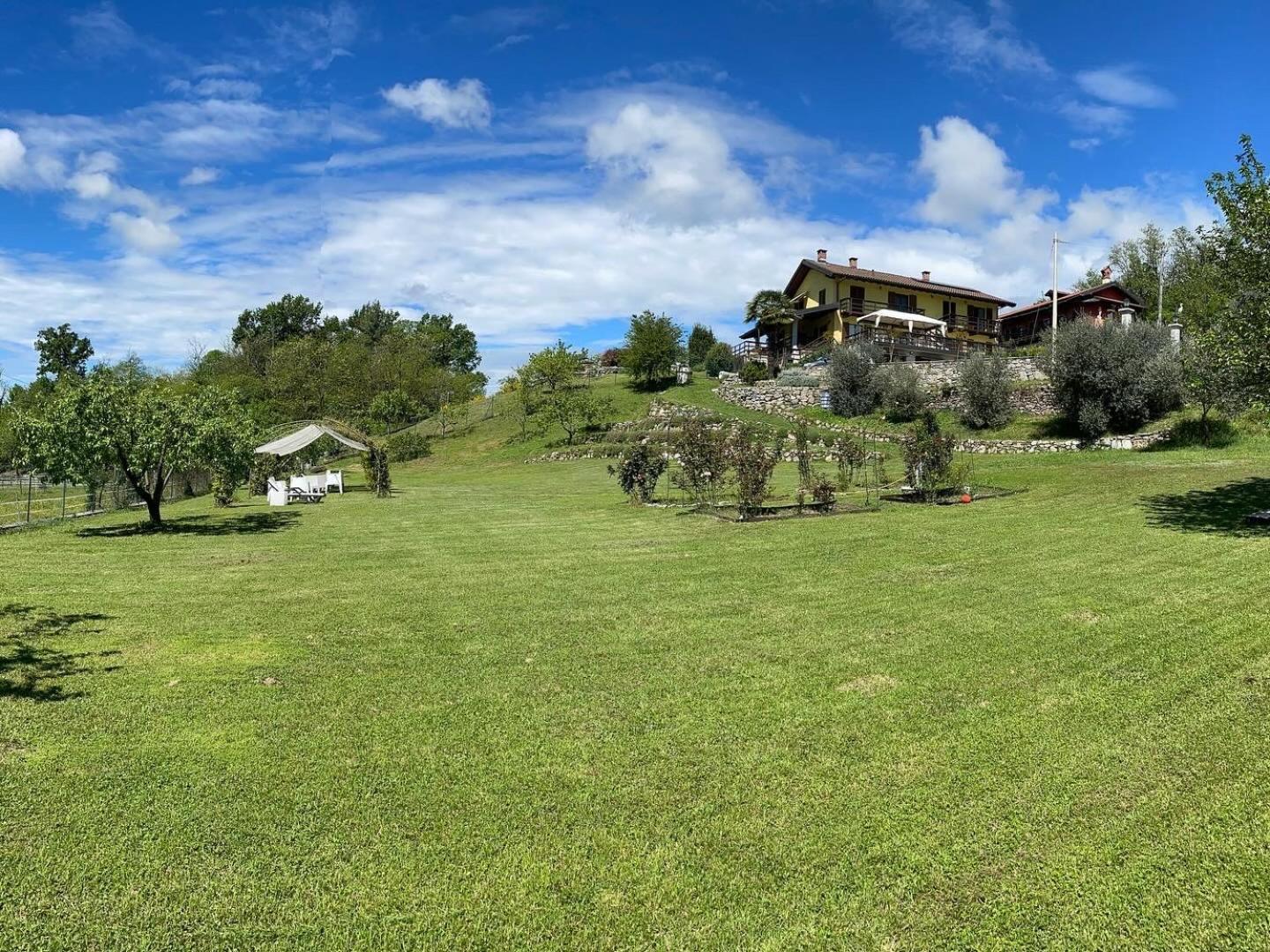 Bb10 Oasi Guest House Arona Exterior photo